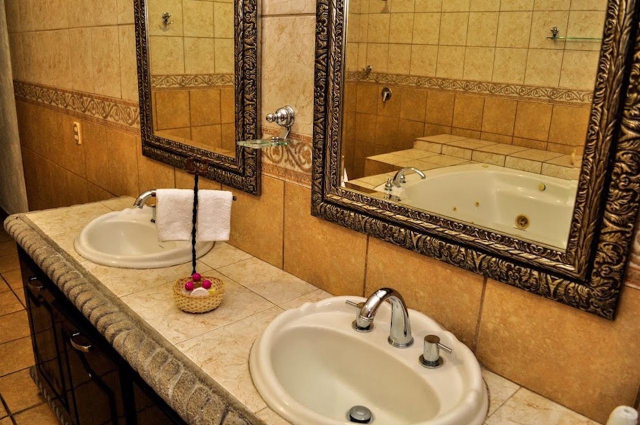 Casa Leonarda Hotel เยาเตเปค ภายนอก รูปภาพ